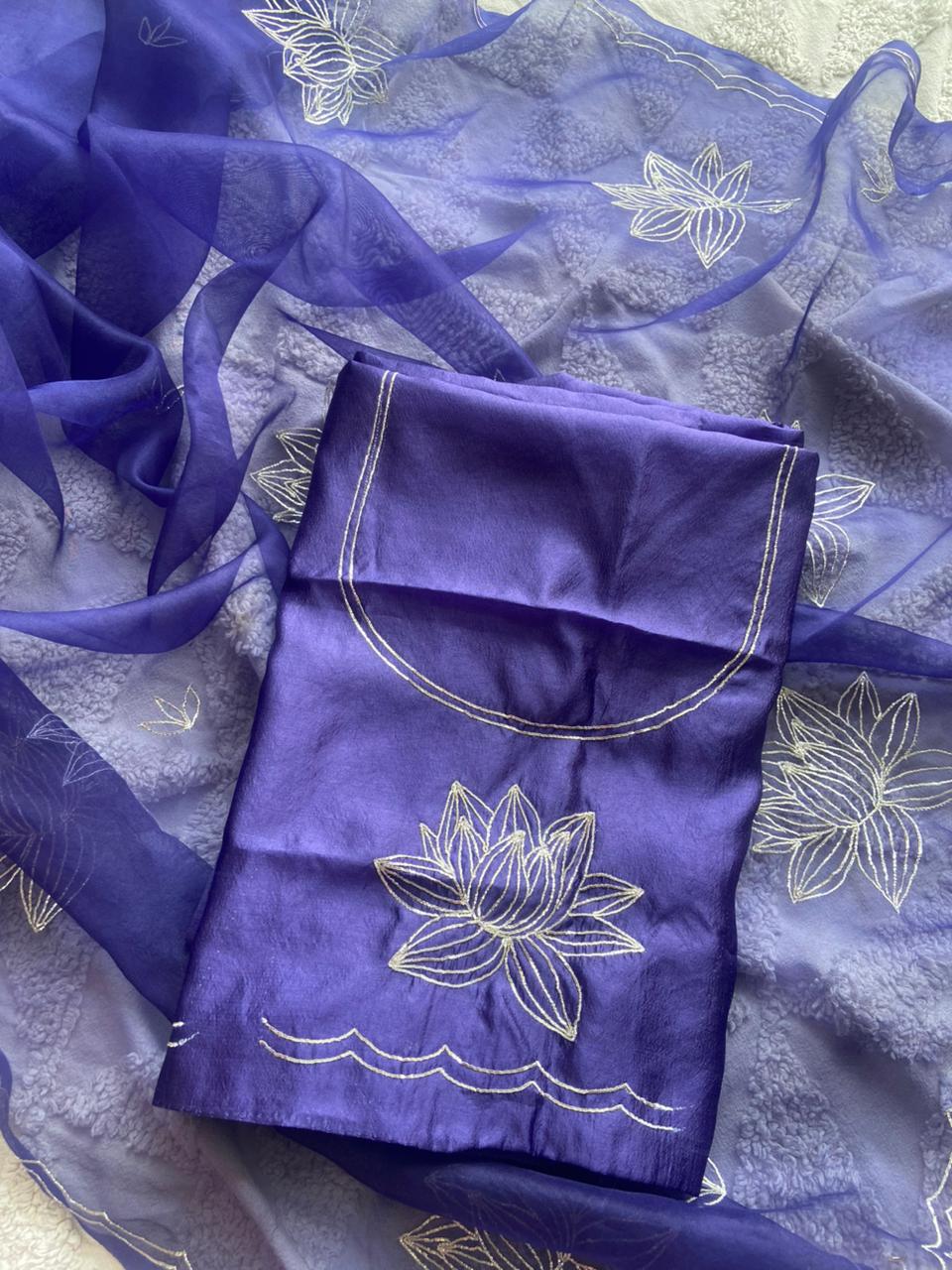 Pure Organza Silk Saree with Silver Zardosi Peeta Work - Image 4