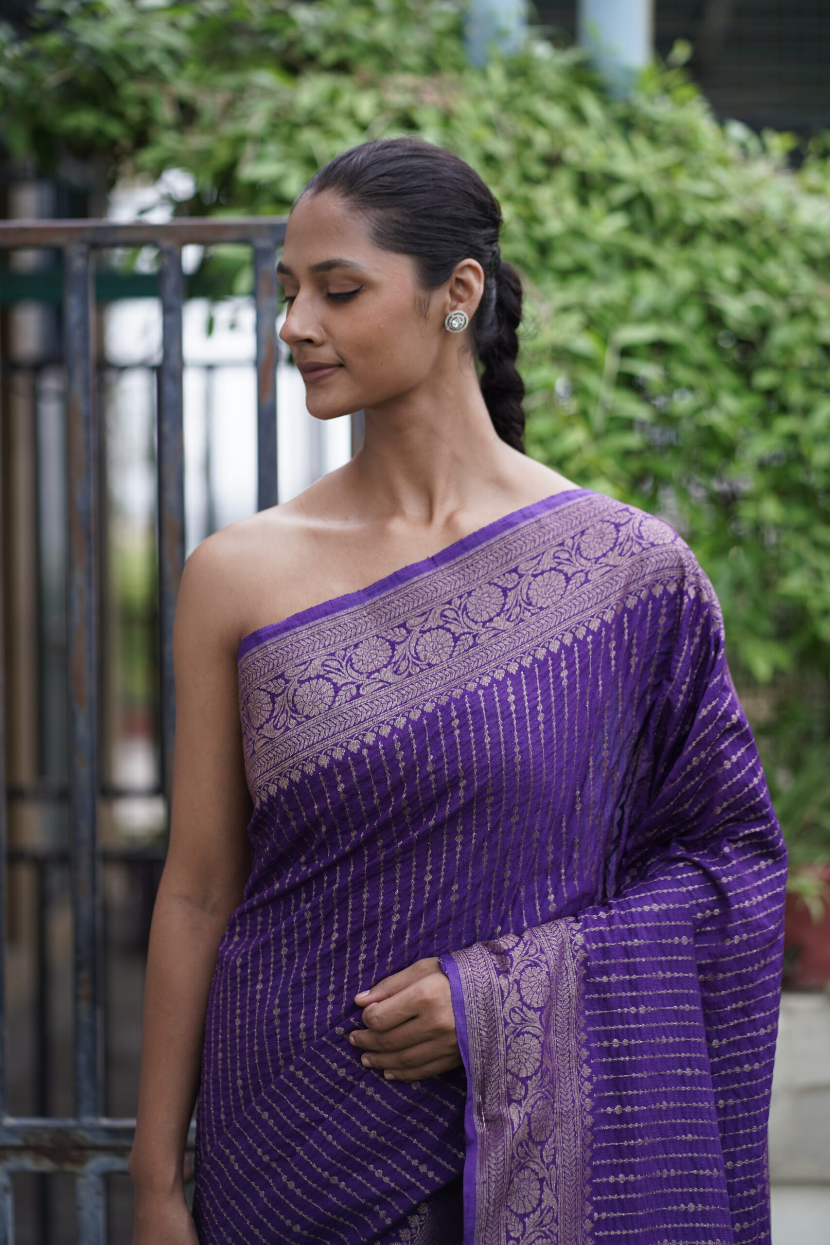 Fancy Tussar Georgette Antique Zari Banarasi Saree - Image 4