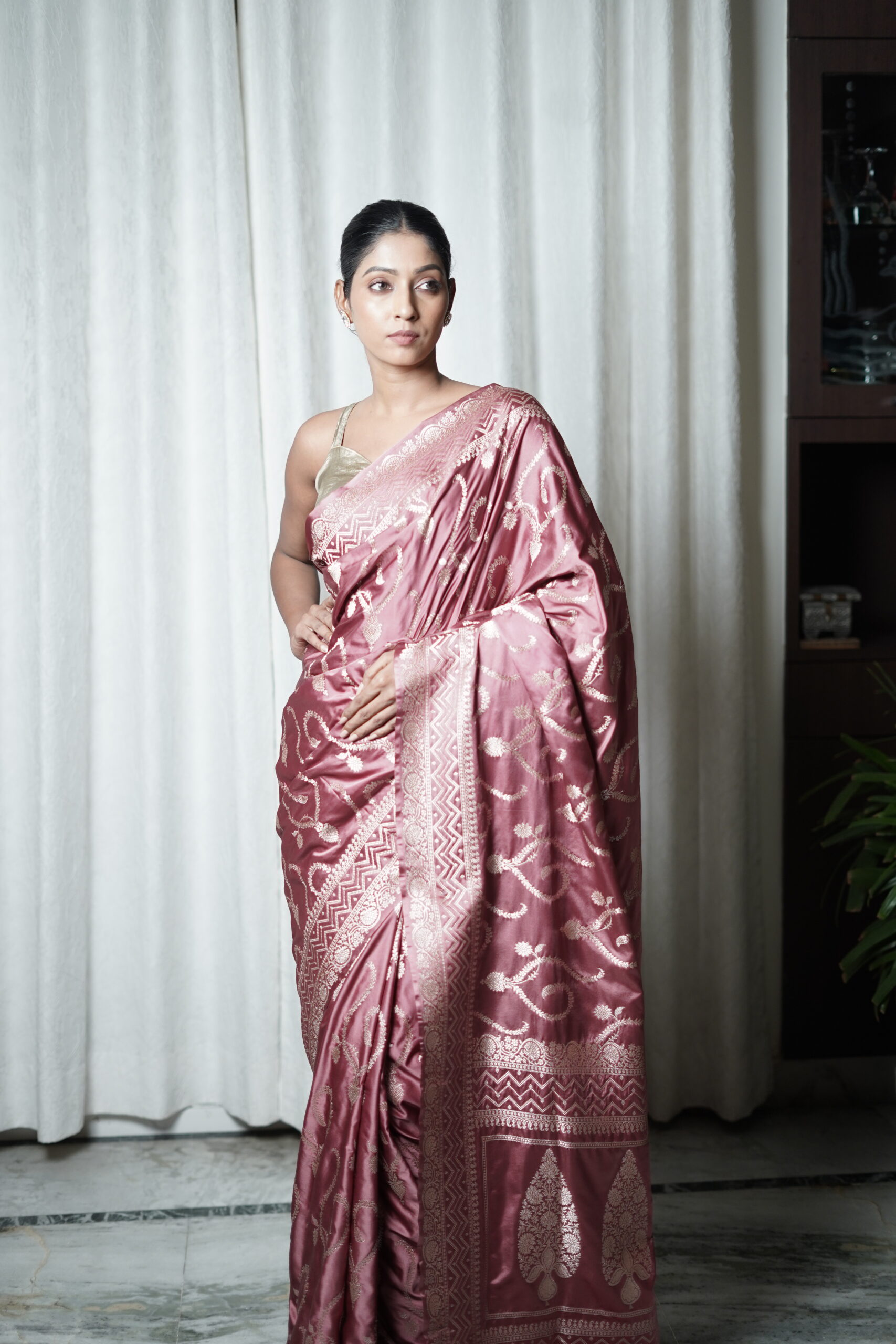Banarasi Handloom Musru Silk Saree - Image 3